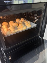 Tagesschule - Kreativ sein - wir backen lustige Zopffiguren. 